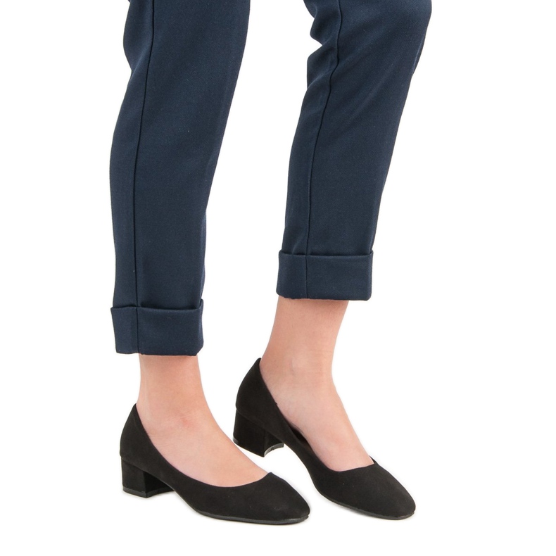 Queentina Lapos sarkú szivattyúk fekete 1