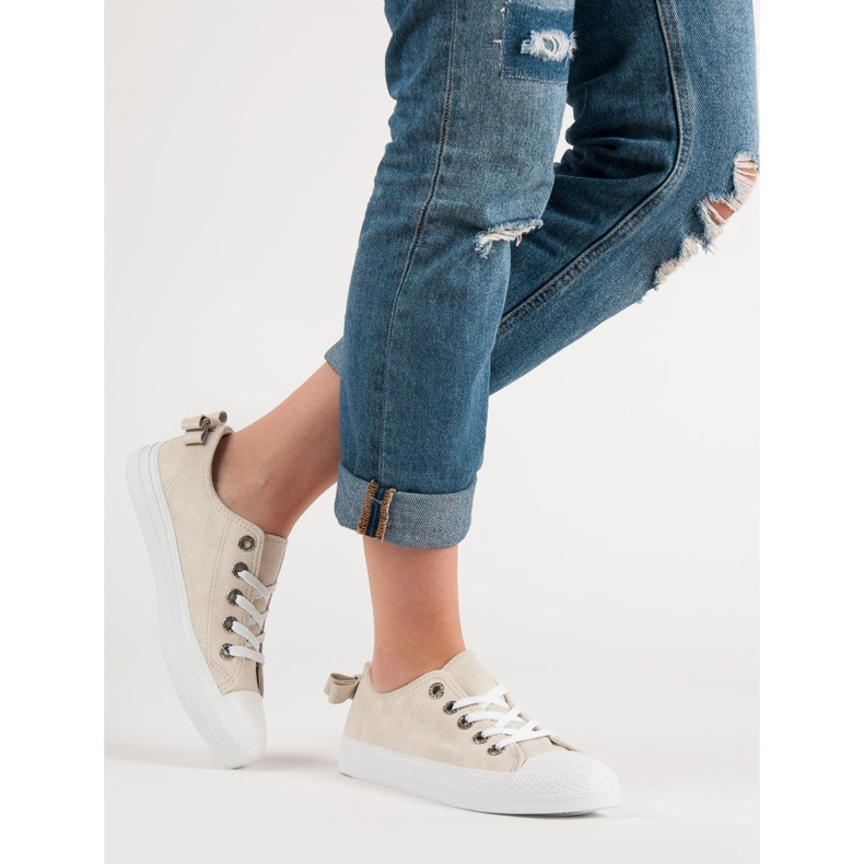 Bézs színű alacsony cipők 2