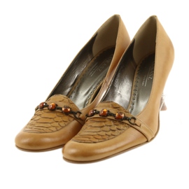 Bőr szivattyúk barna 2