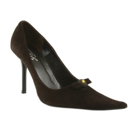 Bőr szivattyúk barna 1