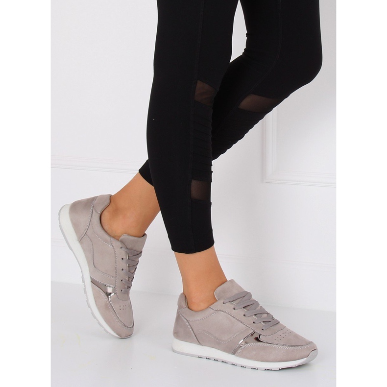 Szürke sportcipő LR88082 Szürke 1