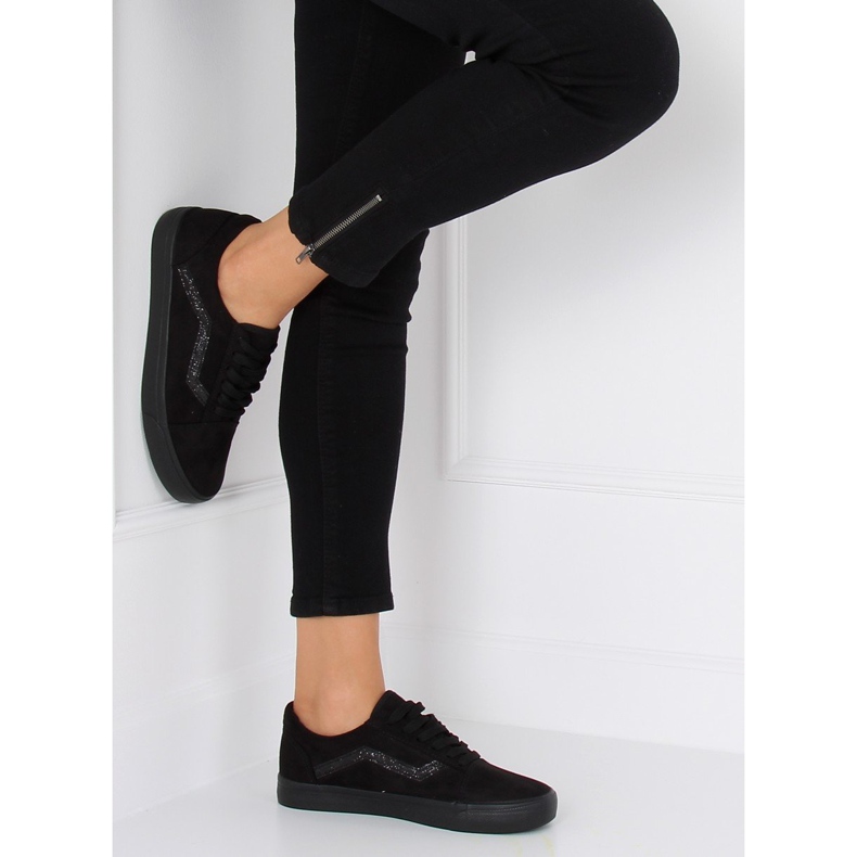 Fekete Vans cipők B318-10 All Black 1