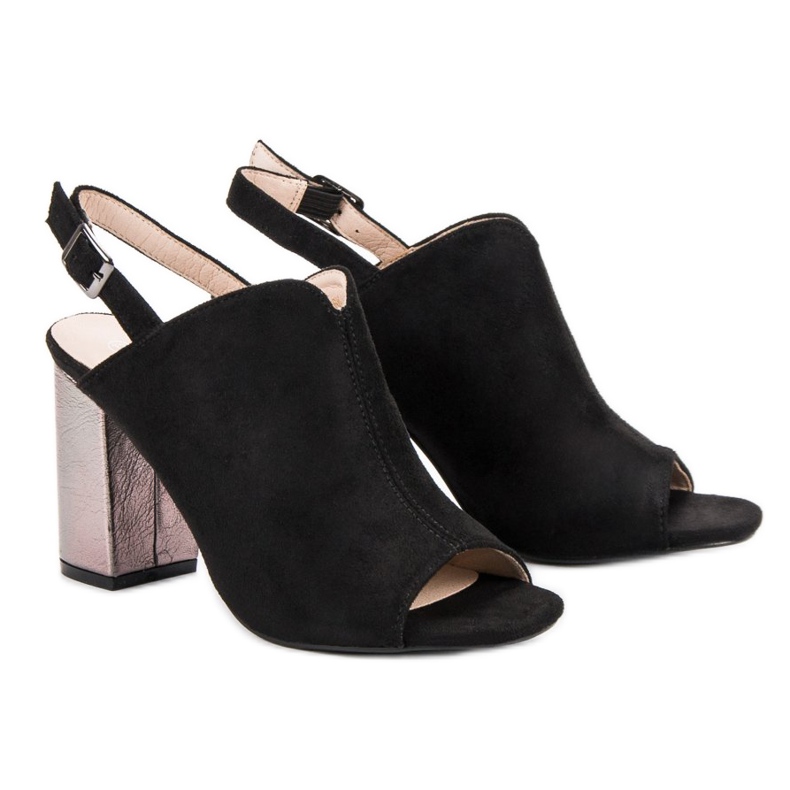 Épített szandál a VINCEZA bárban fekete 2