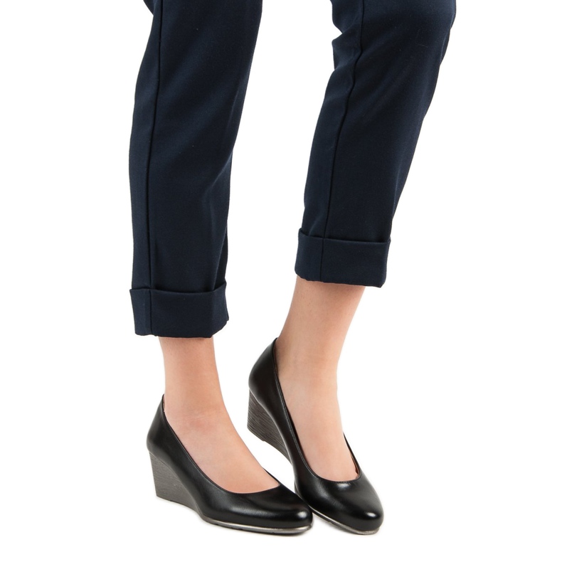 Klasszikus szivattyúk a VINCEZA Wedge -en fekete 1