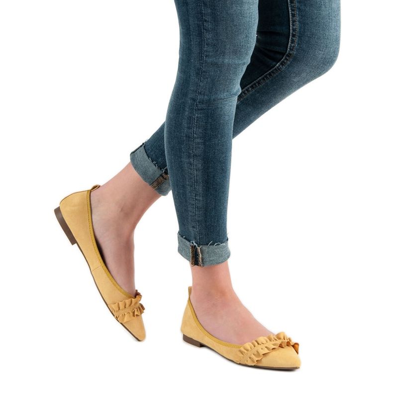 Corina Velúr balerinák sallangokkal sárga 2