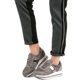 Bestelle Divatos szürke cipők 1