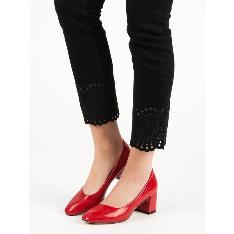 Diamantique Lakkozott szivattyúk egy oszlopon piros 1