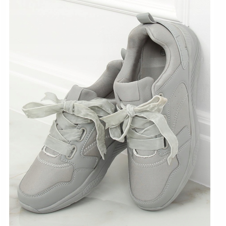 Szürke 520-7 Szürke sportcipő 2