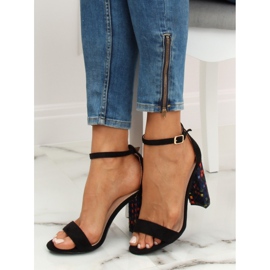 Fekete magas sarkú szandál 708-24 Fekete sokszínű 1