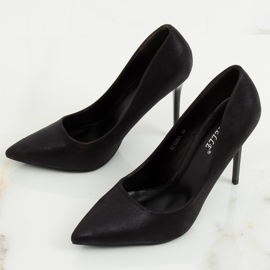 Fekete női magas sarkú cipő AT-0596-L Fekete 1