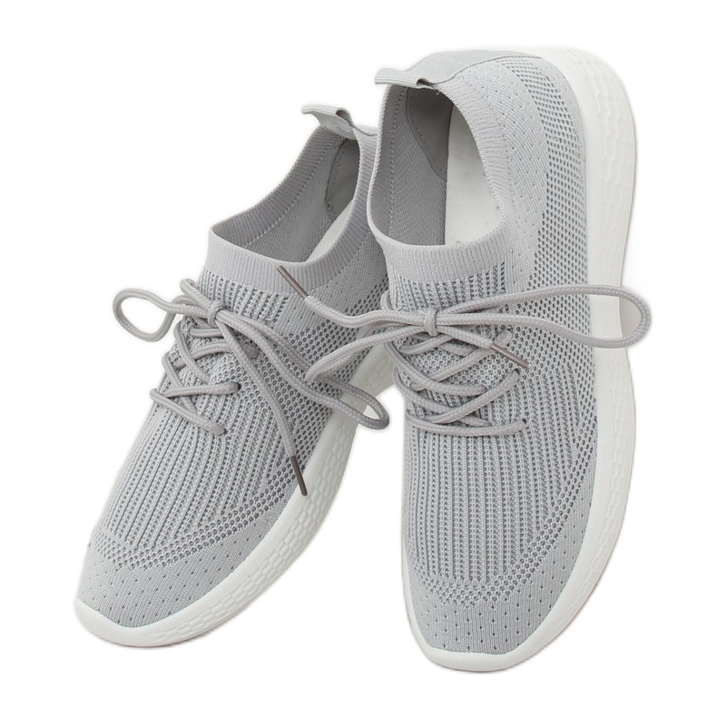 Szürke sportcipő X-9755 Szürke 1