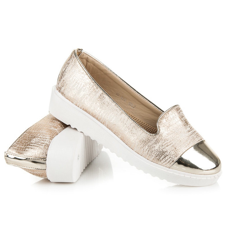 Nio Nio Arany Urak A Platformon aranysárga 2 Nio Nio Arany Urak A Platformon aranysárga 2