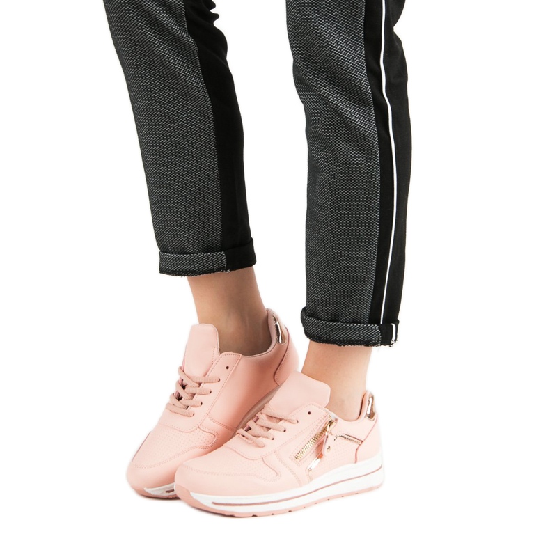 Rózsaszín sportcipő 1