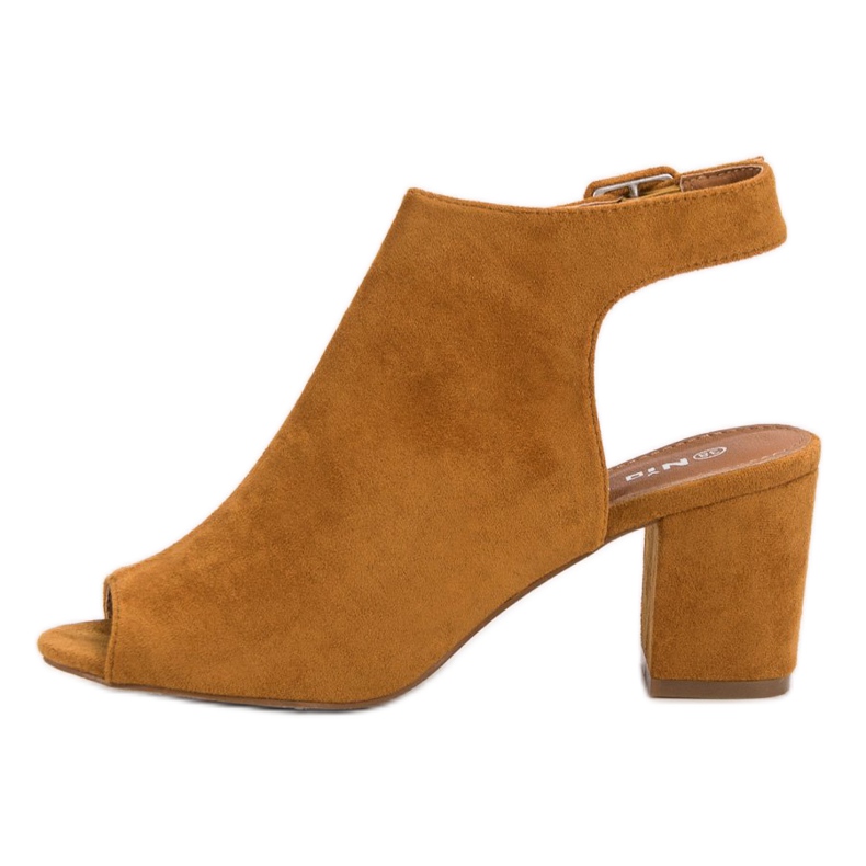 Nio Nio Épített szandál egy bárban sárga 1