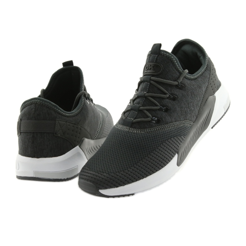Szürke férfi sportcipő DK 18470 4