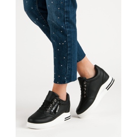 Divatos fekete cipők 2