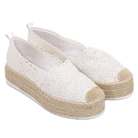 Fehér csipke espadrilles A8692 Fehér 2