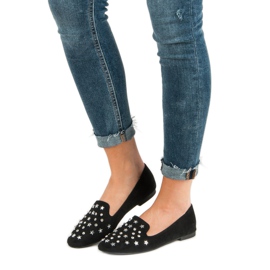 Fekete urak díszekkel 1