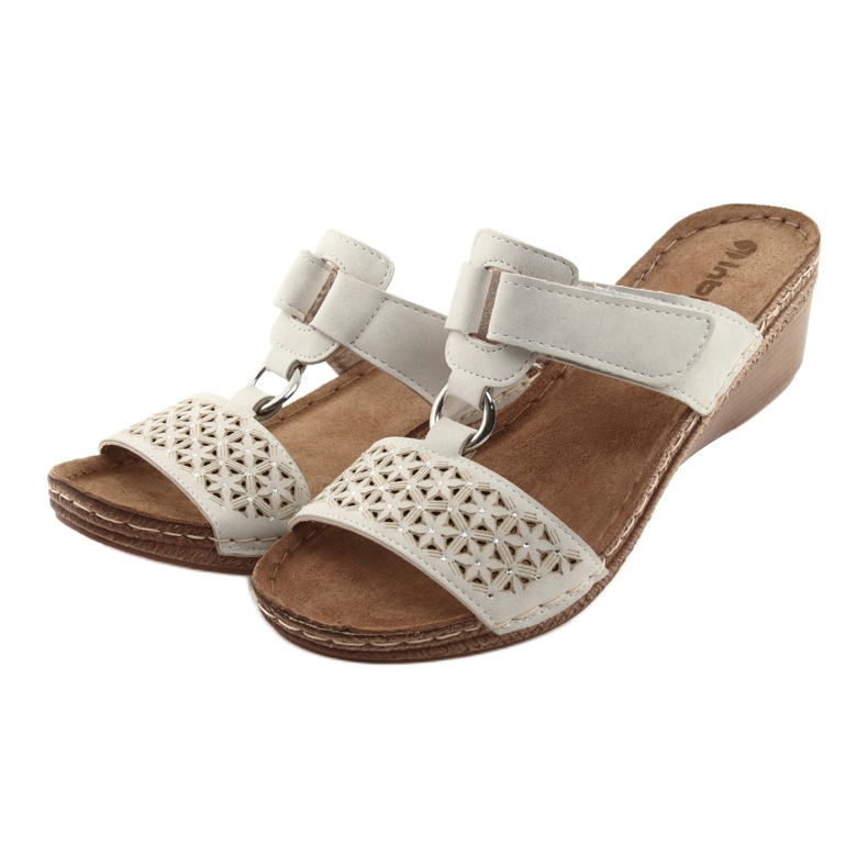 Inblu NA03 bézs flitter tépőzáras papucs 3