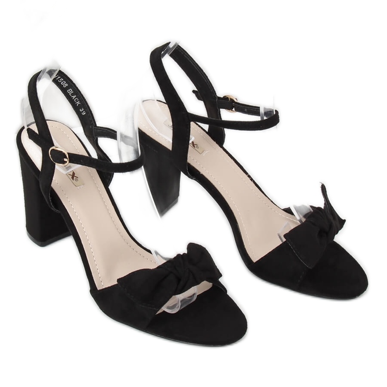 Fekete szandál a poszton GH1508 Fekete 1