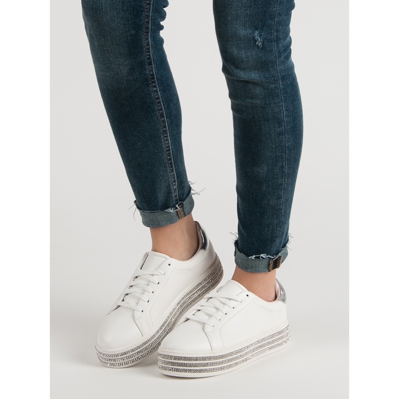 Sportcipő kristályokkal fehér 1