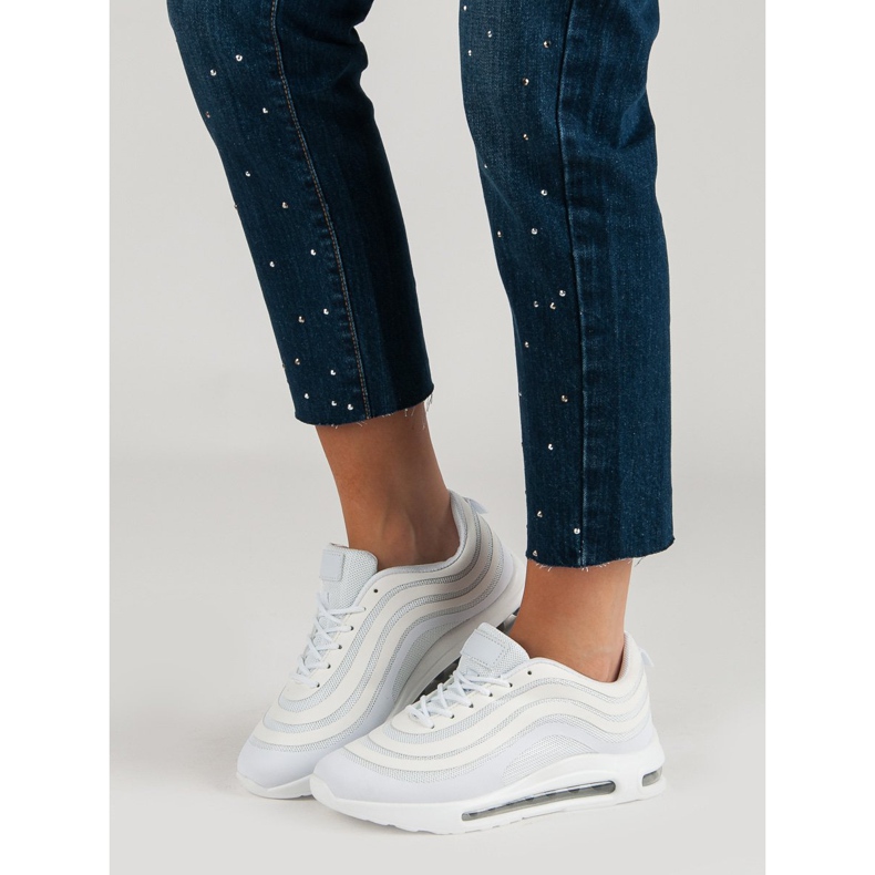 Divatos sportcipő fehér 2