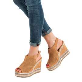 Nio Nio Beépített ék szandál barna 2