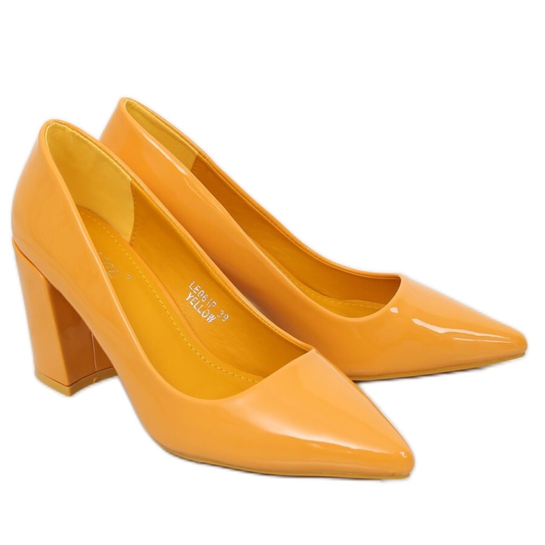 Szivattyúk a sárga oszlopon LE061P Sárga 1 Szivattyúk a sárga oszlopon LE061P Sárga 1