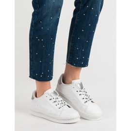 Fűzős sportcipő fehér 2