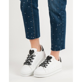 Fűzős sportcipő fehér 1