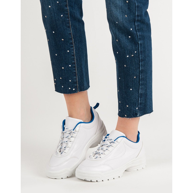 Női sportcipő fehér 2