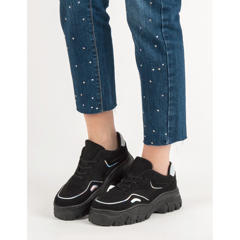 Divatos fekete cipők 2