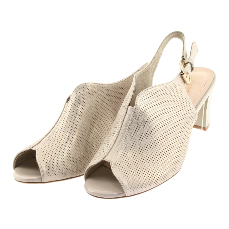 Szandál a Sergio Leone 800 posztón bézs aranysárga 3