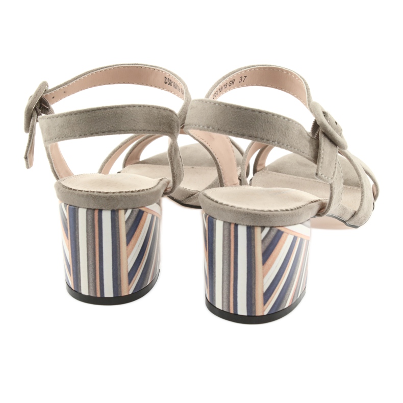 Dekoratív szandál sarok Filippo 818 bézs 6