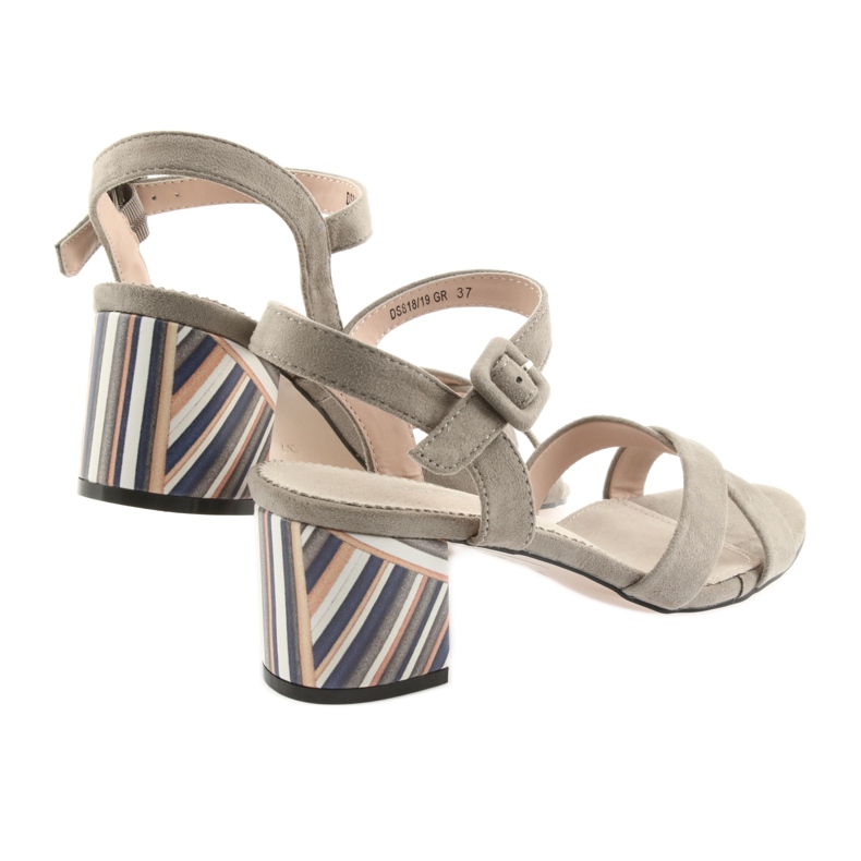 Dekoratív szandál sarok Filippo 818 bézs 3