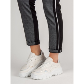 Fehér cipők Holo effektussal 2