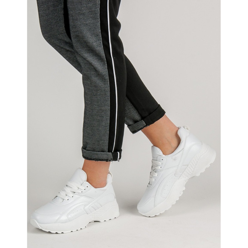 Csúszós cipők fehér 2