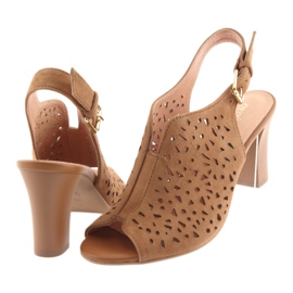 Espinto Nyílt szandál a 317 barna oszlopon 4