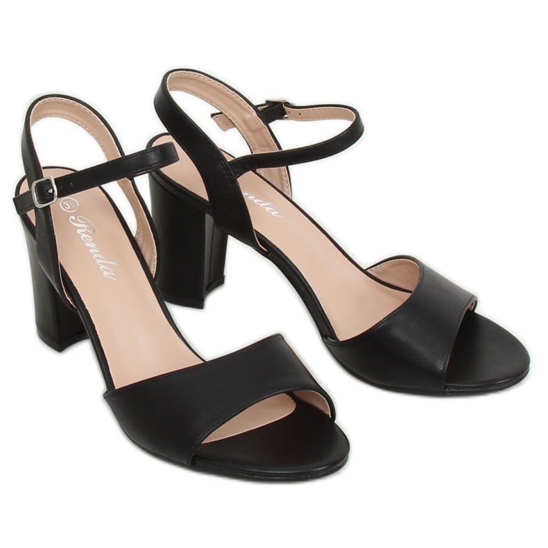 Fekete szandál magassarkú FZ583 Fekete 2