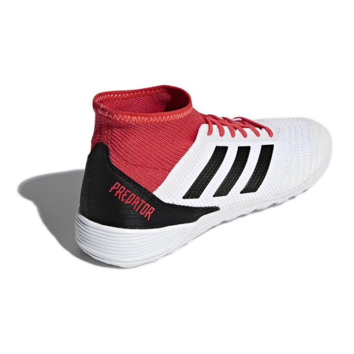 Beltéri cipő adidas Predator Tango 18.3 In M CP9929 sokszínű fehér 2