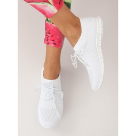 Fehér sportcipő B111-10 Fehér 2