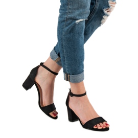 Stílusos VICES szandál fekete 2