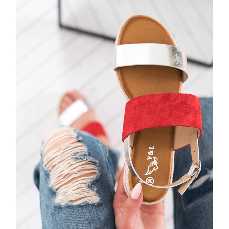 SHELOVET Kényelmes szandál piros 2 SHELOVET Kényelmes szandál piros 2