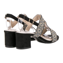 Goodin Magas sarkú szandál fekete 1