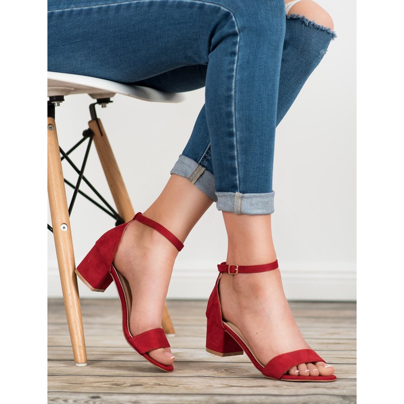 SHELOVET Klasszikus piros szandál 1