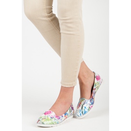 Vices Tavasz urai sokszínű 2