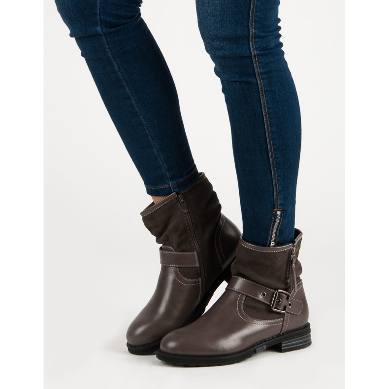 SDS Barna munkások 1