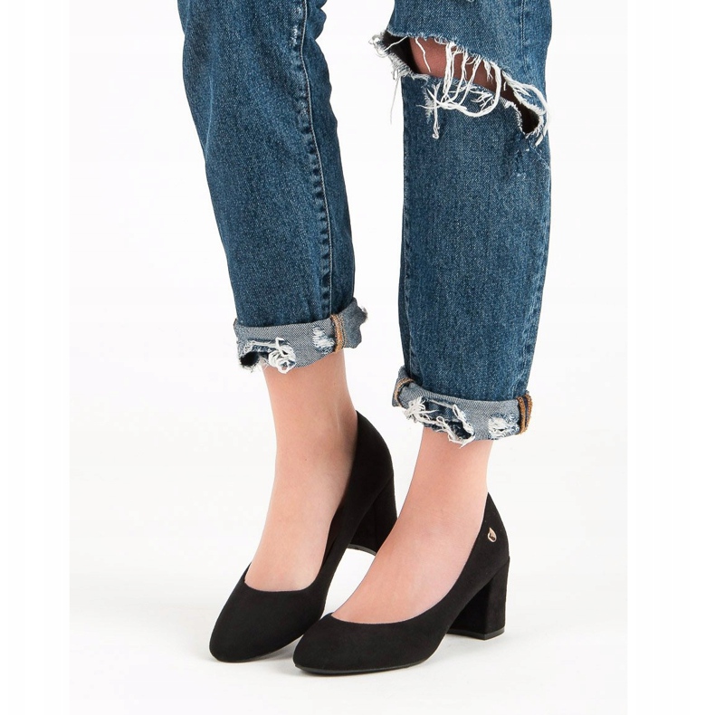 Klasszikus VINCEZA szivattyúk fekete 1