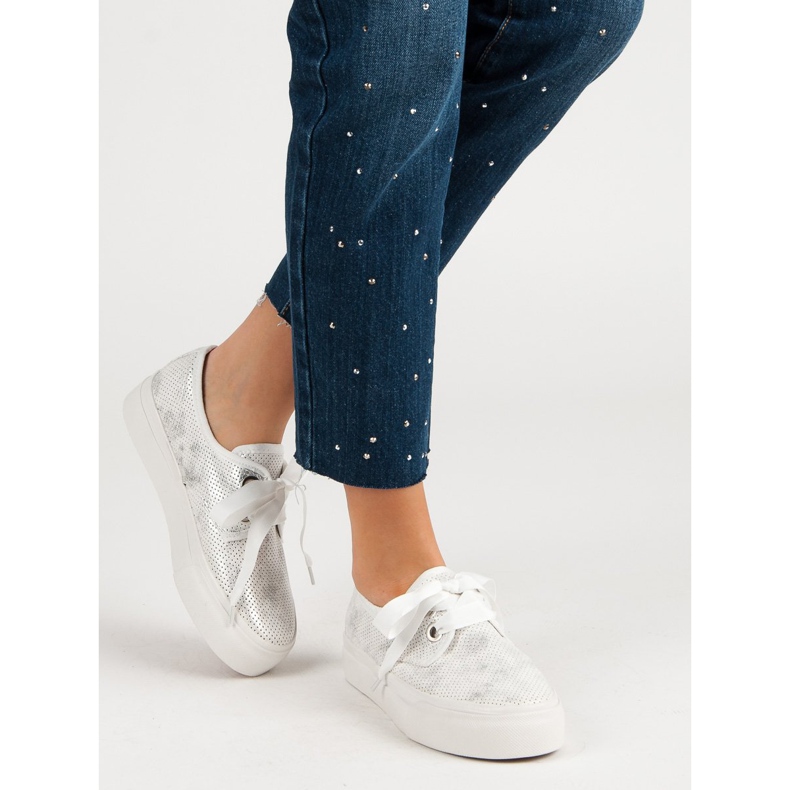 Kylie Szalaggal kötött cipők fehér szürke 1