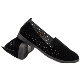 Fekete áttört urak 1